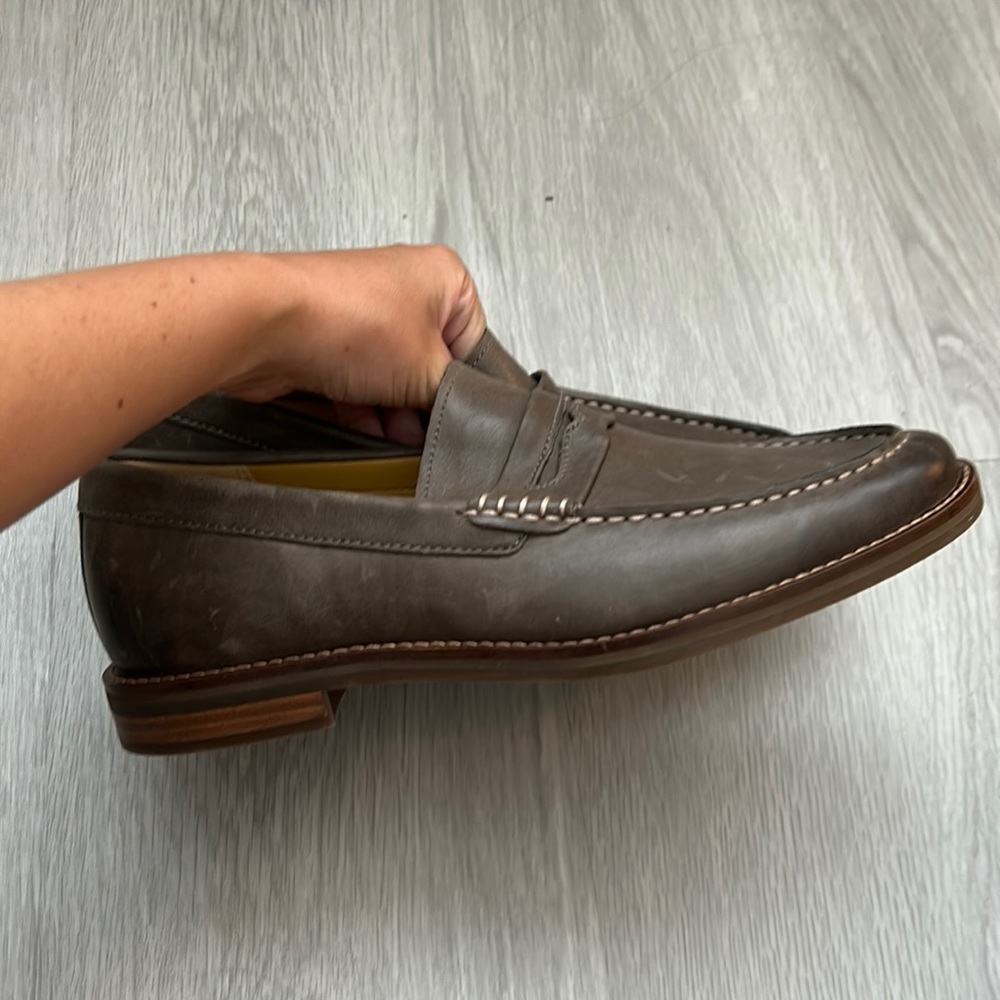 Sperry Gray Leather Penny Loafers